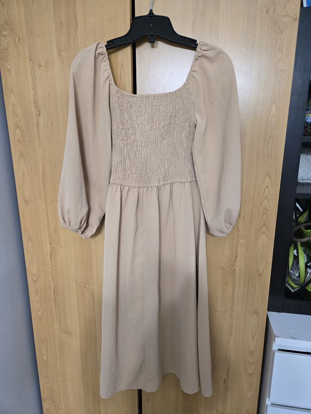 Women's Taupe Midi Dress with Square Neck and Long Sleeves - Picture 3 of 3